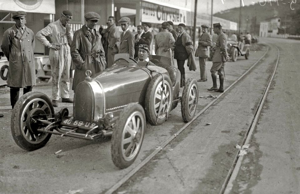 Carrera automóvilistica en el circuito de Lasarte (130 de 493) - Fondo Car-Kutxa Fototeka