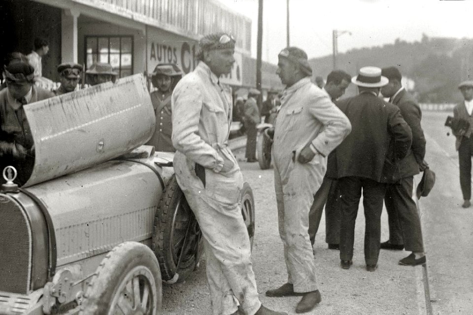 Carrera automóvilistica en el circuito de Lasarte (117 de 493) - Fondo Car-Kutxa Fototeka