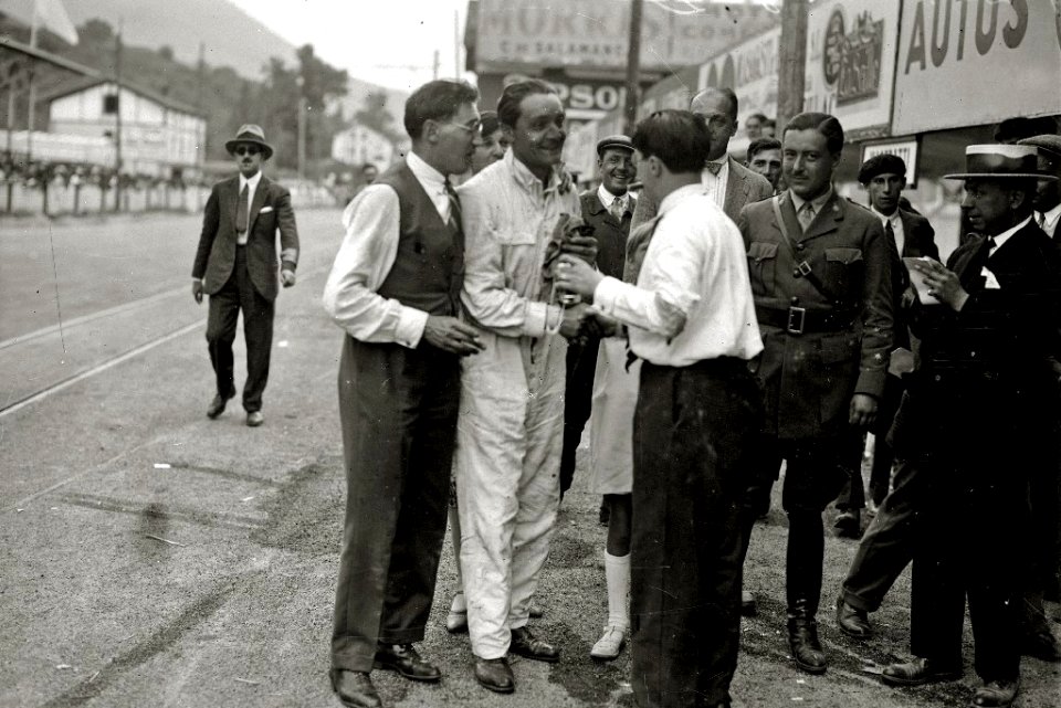 Carrera automóvilistica en el circuito de Lasarte (183 de 493) - Fondo Car-Kutxa Fototeka