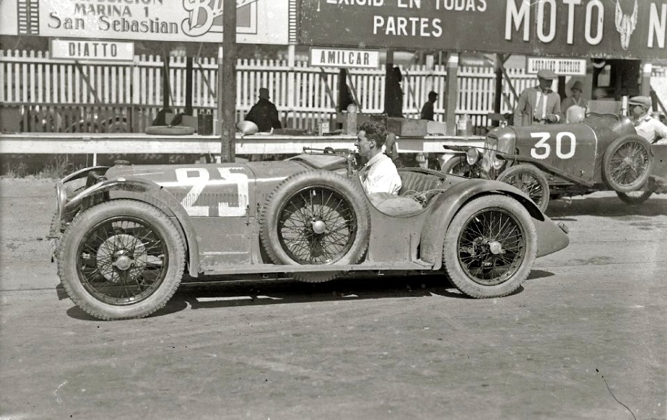 Carrera automóvilistica en el circuito de Lasarte (166 de 493) - Fondo Car-Kutxa Fototeka
