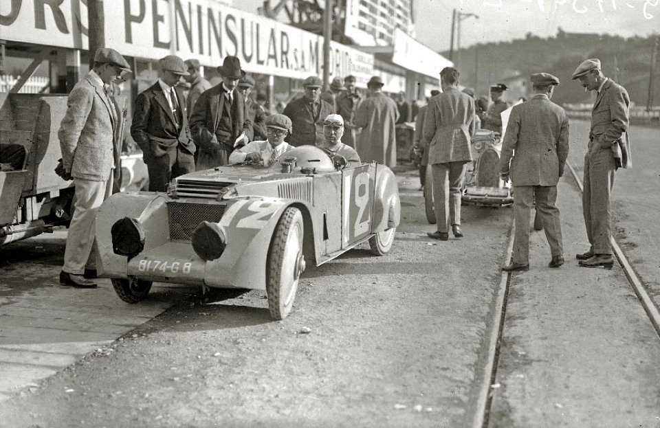Carrera automóvilistica en el circuito de Lasarte (129 de 493) - Fondo Car-Kutxa Fototeka