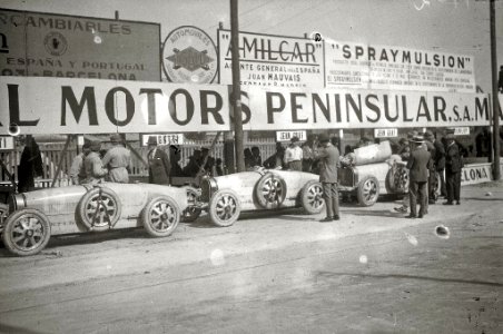 Carrera automóvilistica en el circuito de Lasarte (120 de 493) - Fondo Car-Kutxa Fototeka