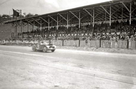 Carrera automóvilistica en el circuito de Lasarte (137 de 493) - Fondo Car-Kutxa Fototeka