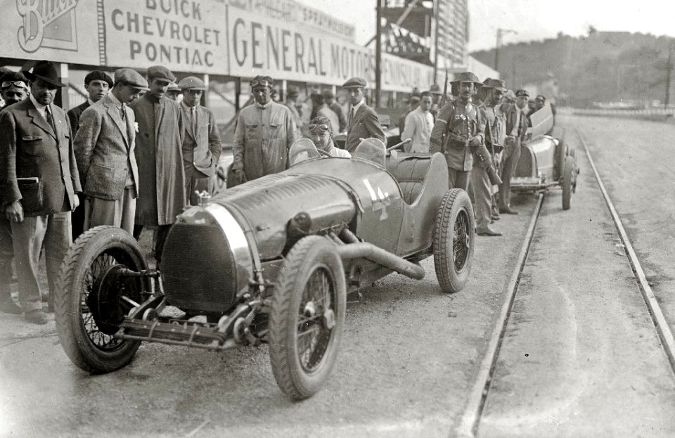 Carrera automóvilistica en el circuito de Lasarte (128 de 493) - Fondo Car-Kutxa Fototeka