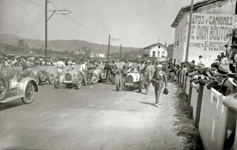 Carrera automóvilistica en el circuito de Lasarte (219 de 493) - Fondo Car-Kutxa Fototeka
