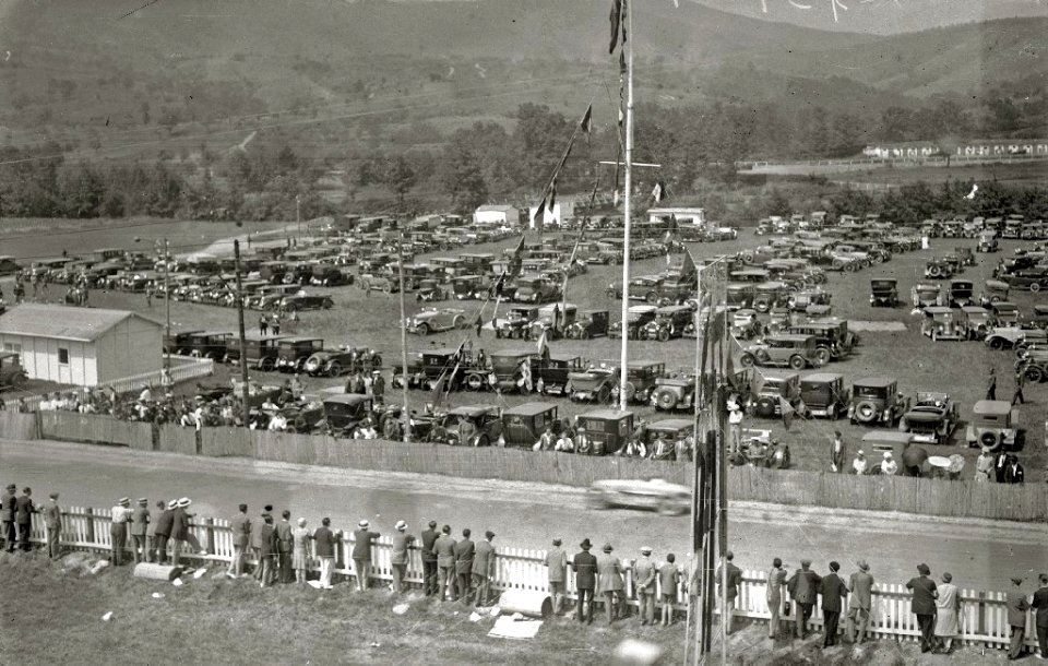 Carrera automóvilistica en el circuito de Lasarte (157 de 493) - Fondo Car-Kutxa Fototeka