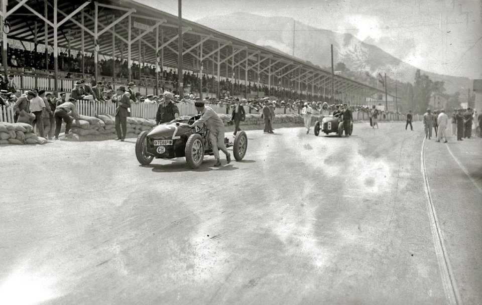 Carrera automóvilistica en el circuito de Lasarte (202 de 493) - Fondo Car-Kutxa Fototeka