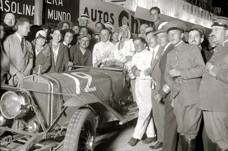 Carrera automóvilistica en el circuito de Lasarte (173 de 493) - Fondo Car-Kutxa Fototeka