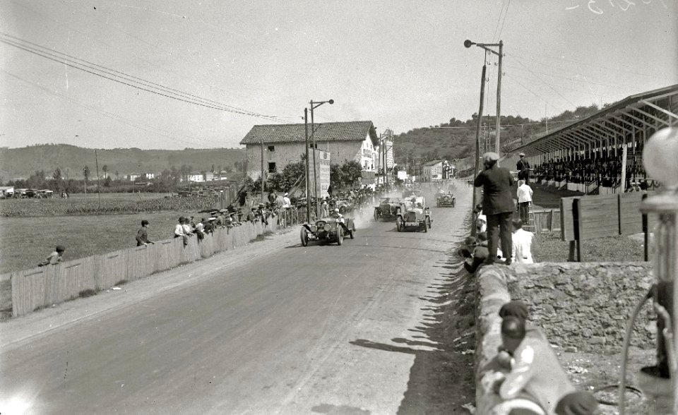 Carrera automóvilistica en el circuito de Lasarte (168 de 493) - Fondo Car-Kutxa Fototeka