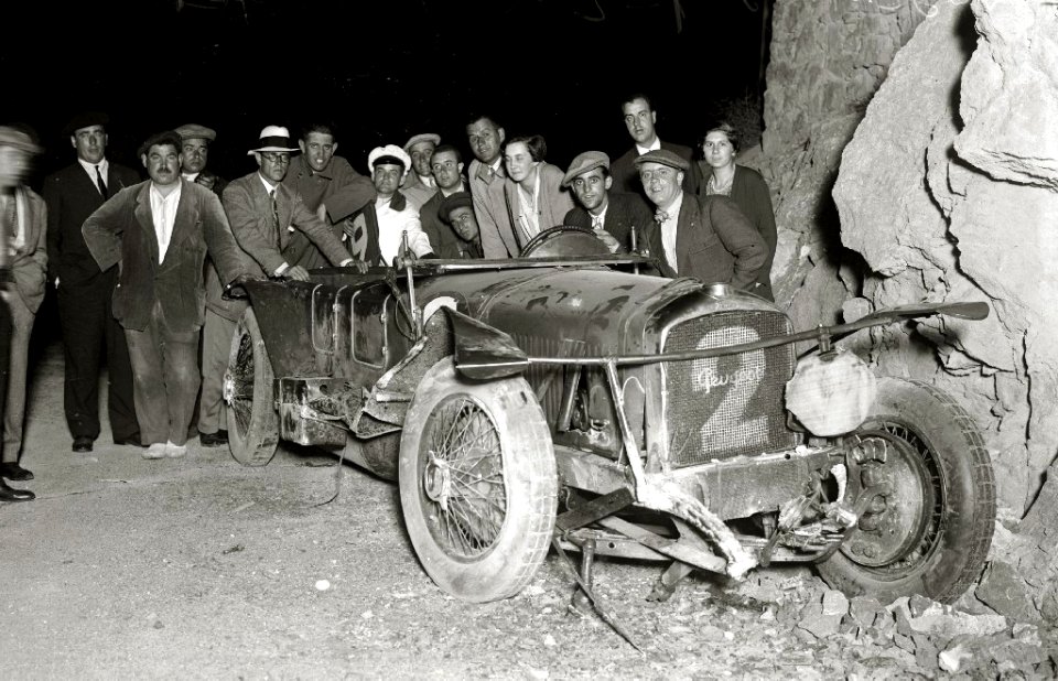 Carrera automóvilistica en el circuito de Lasarte (172 de 493) - Fondo Car-Kutxa Fototeka