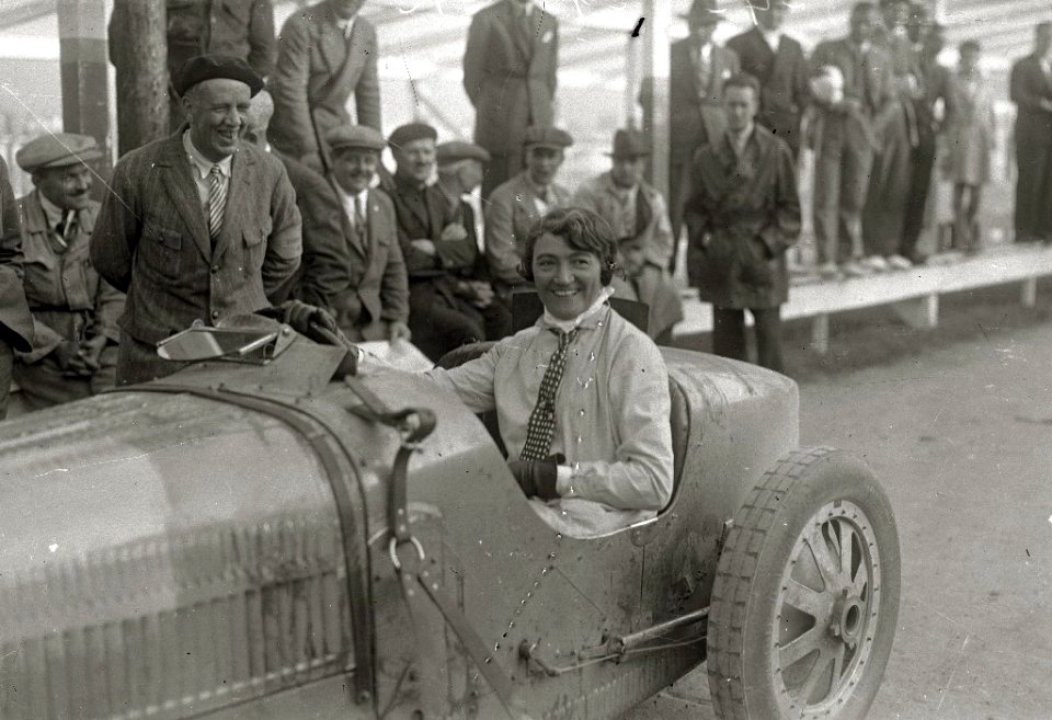 Carrera automóvilistica en el circuito de Lasarte (193 de 493) - Fondo Car-Kutxa Fototeka