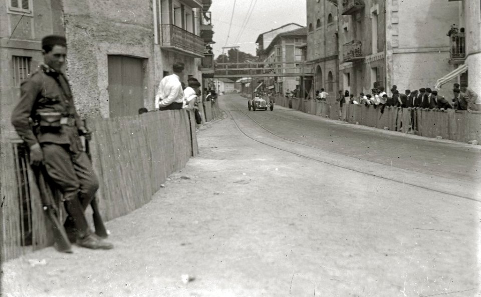 Carrera automóvilistica en el circuito de Lasarte (188 de 493) - Fondo Car-Kutxa Fototeka