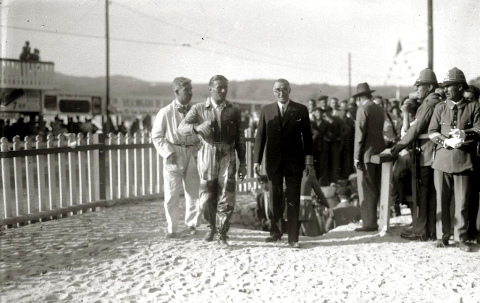 Carrera automóvilistica en el circuito de Lasarte (269 de 493) - Fondo Car-Kutxa Fototeka
