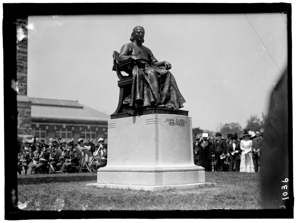 CARROLL, JOHN. STATUE AT GEORGETOWN UNIVERSITY, DEDICATED MAY 4, 1912 LCCN2016863630