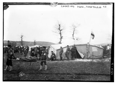Carrying dead, Tchataldja -5 LCCN2014691541