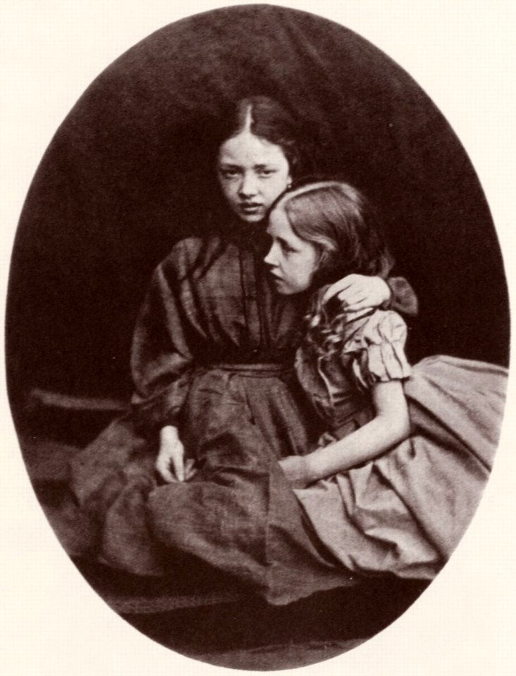 Carrol, Lewis - Merion Terry (»Polly«), und Florence Maud Terry (»Flo«) (Zeno Fotografie)