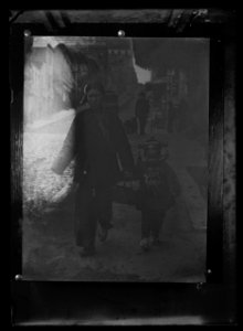 Carrying New Year's presents, Chinatown, San Francisco LOC agc.7a08928