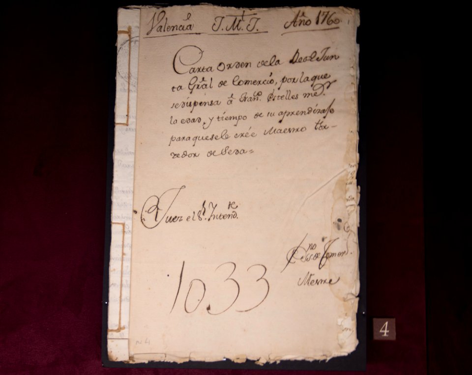 Carta por la que se reconoce a Francisco Estellés como maestro torcedor de seda (1760)