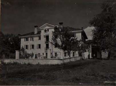 Cart nordöstlich Feltre. Herrenhaus als Feldspital. (BildID 15643844)