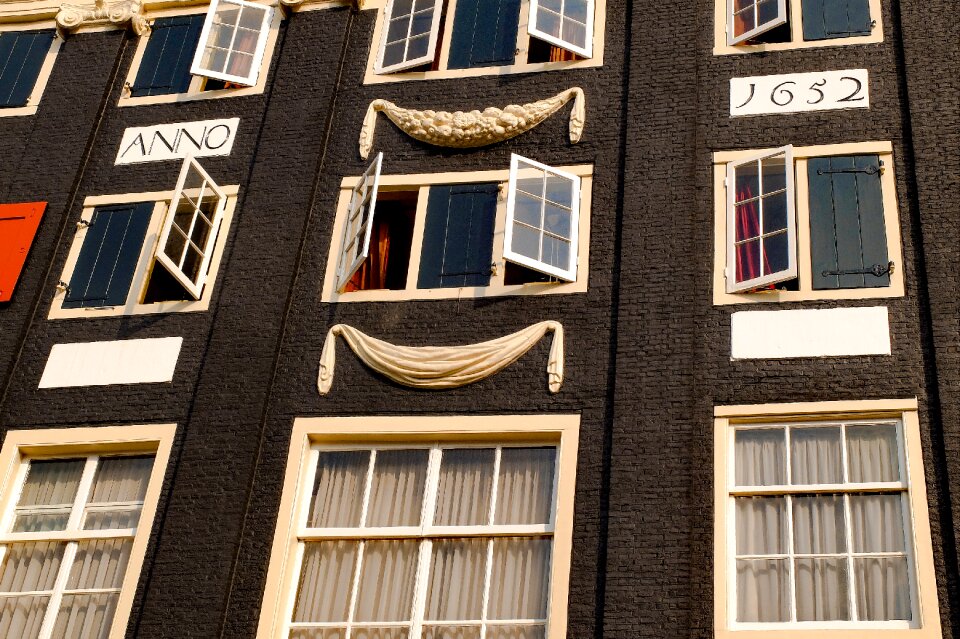 Brick painted brick dark