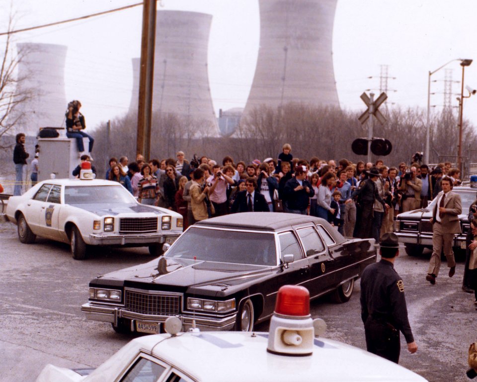 Carter leaving Three Mile Island (cropped)