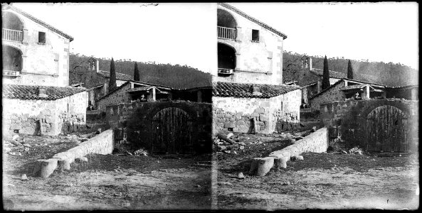 Casa de Navel a la població de Serrateix
