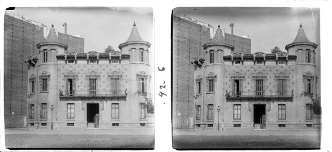 Casa de las Conchas al carrer Balmes de Barcelona