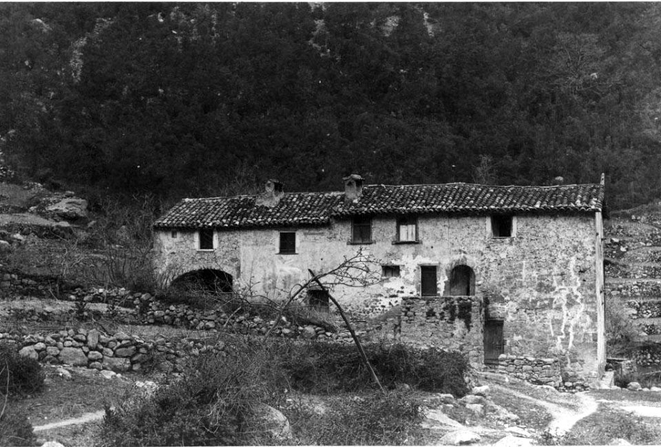 Casa rectoral de Sant Aniol de les Agujes