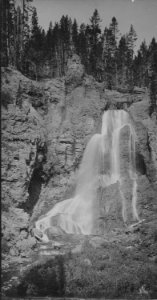 Cascade Creek, Yellowstone - NARA - 516986