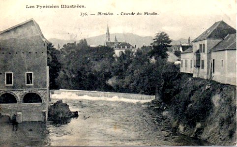 Cascade du moulin (Mauléon-Licharre)