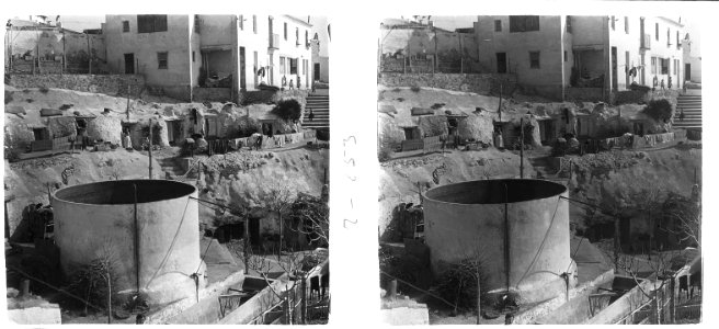 Cases a la muralla del Garraf (SaP 153 07)
