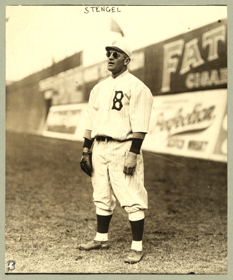 Casey Stengel, full-length portrait, wearing sunglasses, while playing outfield for the Brooklyn Dodgers LCCN97518651