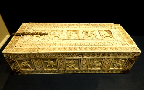 Casket, Byzantium or Italy in the Byzantine manner, 11th-12th century - Nelson-Atkins Museum of Art - DSC08369