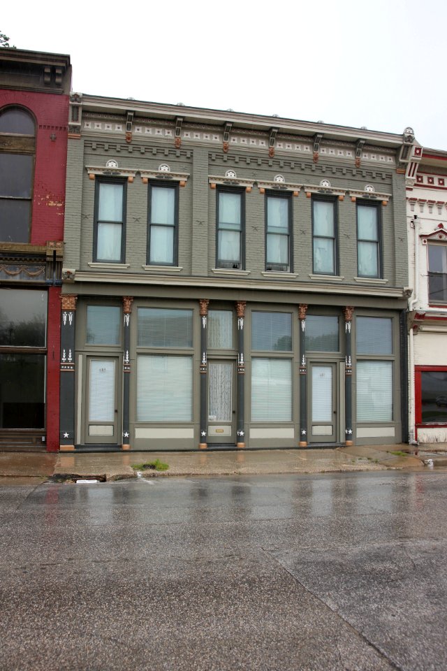 Cast Iron Storefront and Sheet Metal Cornice in Lousiana, MO (17476845906)