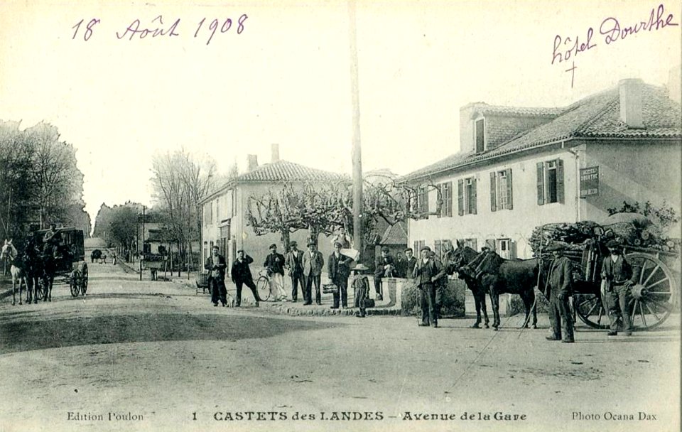 Castets (Landes) - avenue de la gare