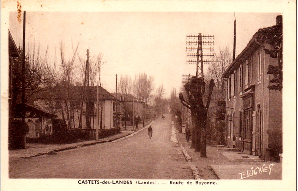 Castets (Landes) - route de Bayonne