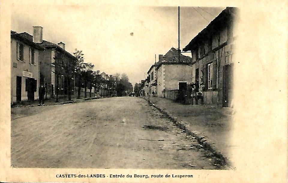 Castets (Landes) - route de Lesperon