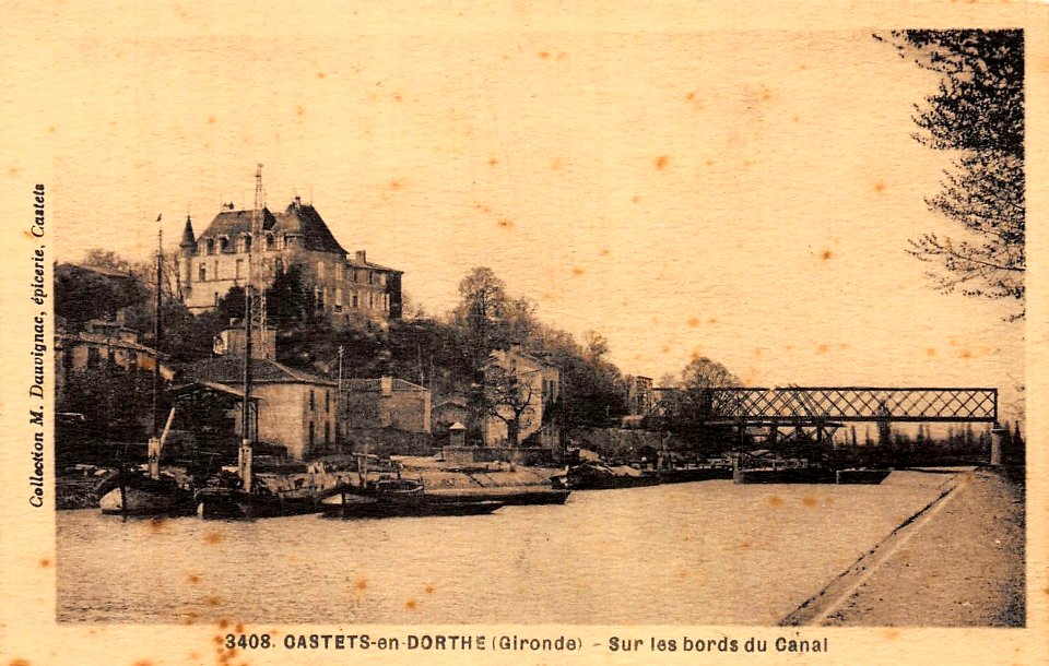 Castets-en-Dorthe - Ecluses et le château 4