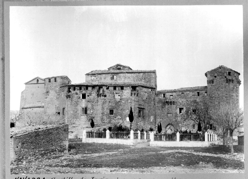 Castillo de Javier. Vista general antes de su restauración - Altadill