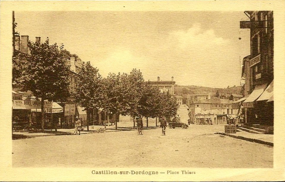 Castillon - Place Thiers 4