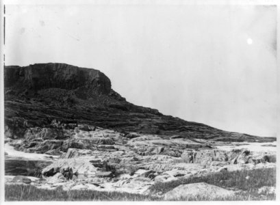 Castle Island, off the coast of Labrador LCCN2012645582