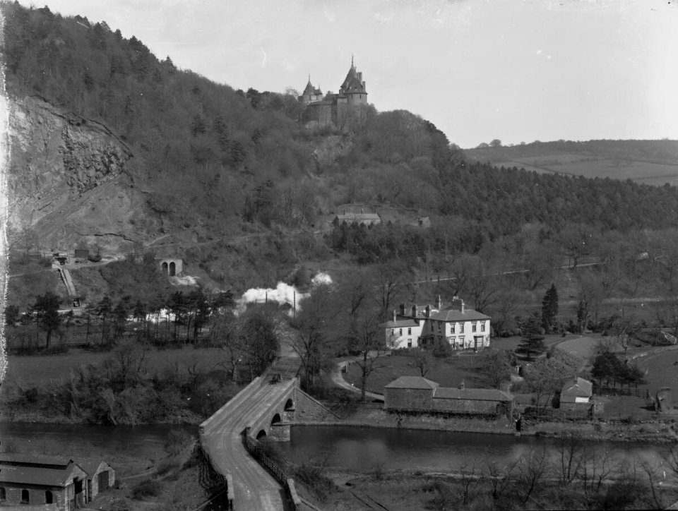 Castle Coch, Taffs Well (4785898)