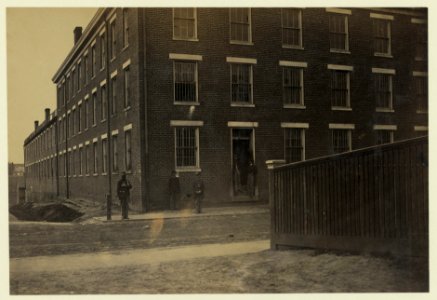 Castle Thunder Prison, Petersburg (i.e. Richmond), April, 1865 LCCN2005684444