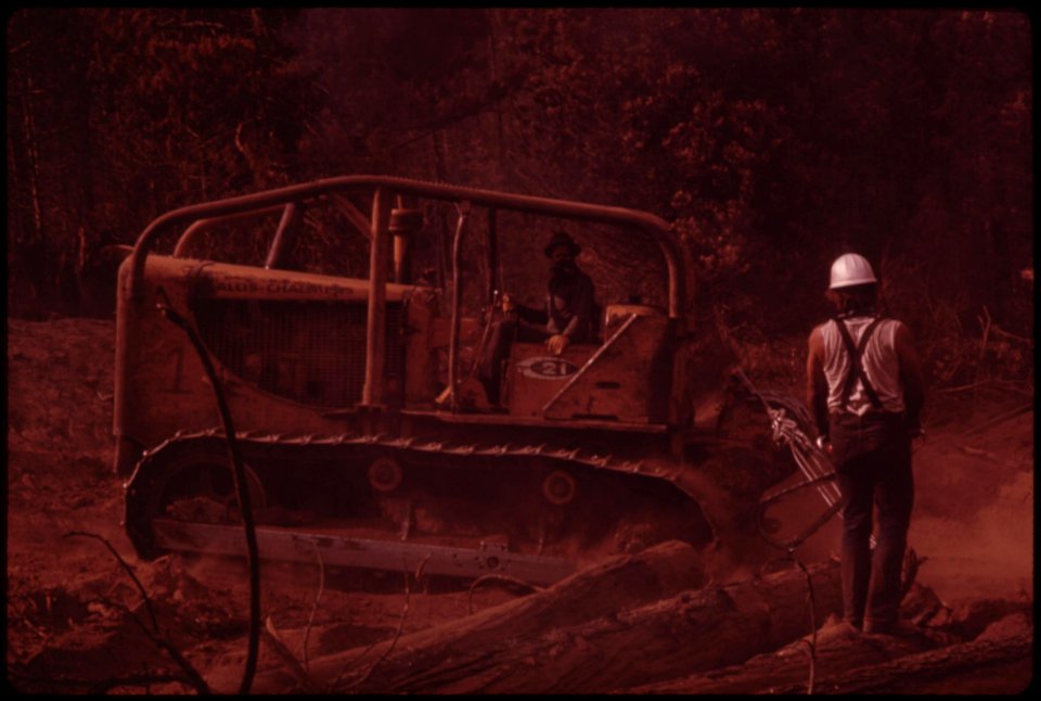 Cat-skinners-at-work-in-post-fire-salvage-operation-september-1973 7007019220 o