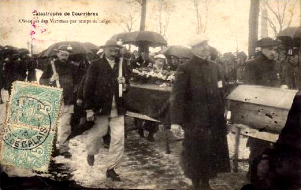 Catastrophe de Courrières - Obsèques des victimes par temps de neige