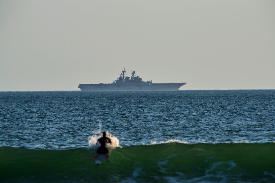 Catching Waves with USS America (LHA 6) 160420-N-AV746-046