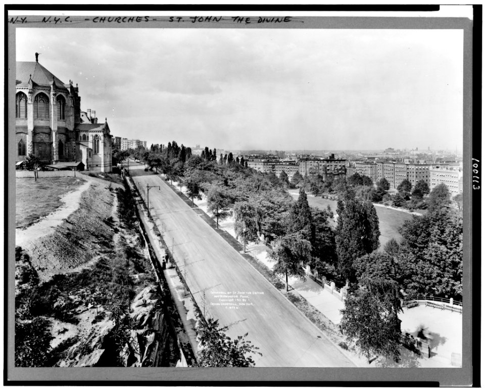 Cathedral of St. John the Devine (sic) and Morningside Park LCCN90710133