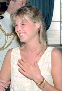 Catherine Oxenberg 1987