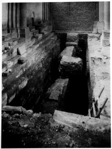 Cathédrale bas cote nord 1925 sousbassement des édifices antérieurs 1006752