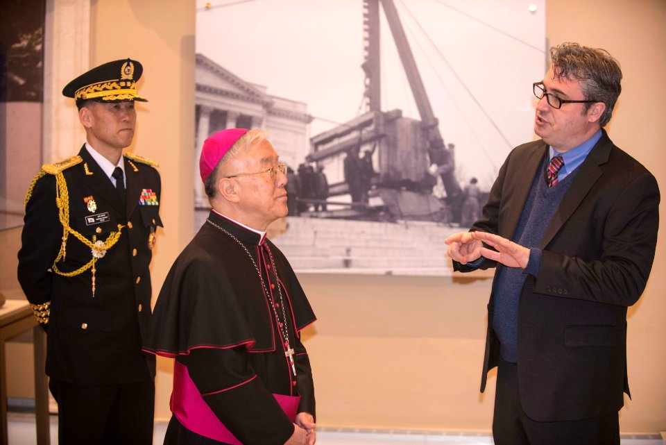 Catholic Archbishop of South Korea - tour (16190125906)
